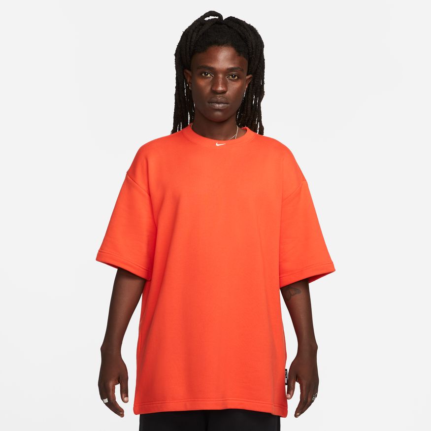 NIKE FRENCH TERRY SHORT-SLEEVE TOP l PICANTE RED